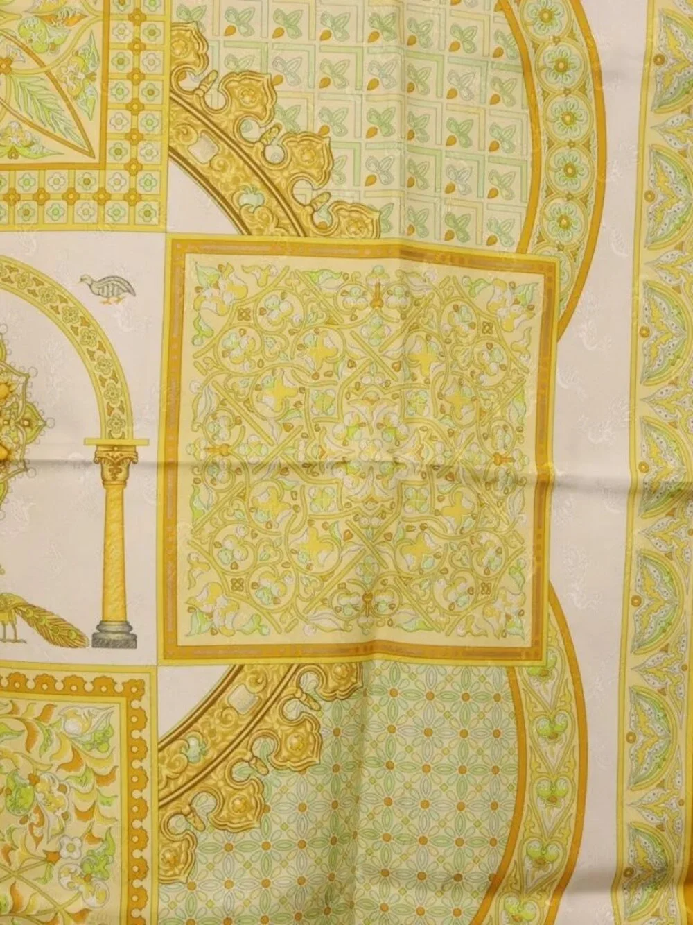 HERMES Carre 90 Scarf 